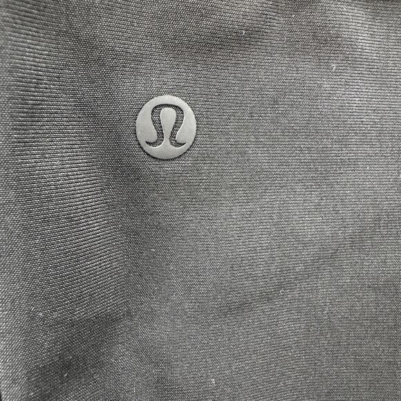 Lululemon Womens Essential High Rise Trouser Pant Size 2 Black Pleated Active - Picture 9 of 13